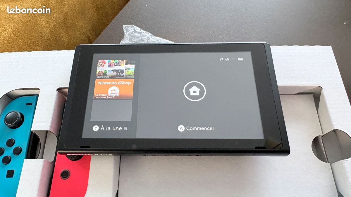Nintendo Switch (image 6)