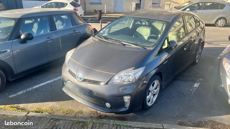 Toyota Prius 2012