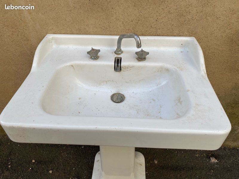 Lavabo en céramique (image 3)