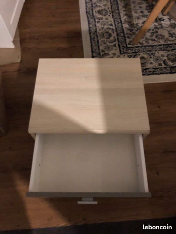 Table de chevet (image 3)