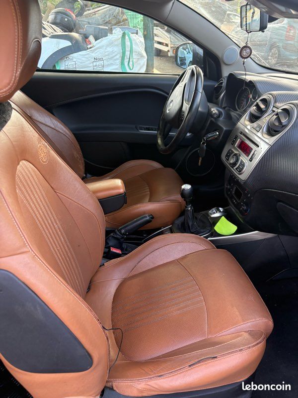 Alfa Romeo 147 essence pièces (image 2)