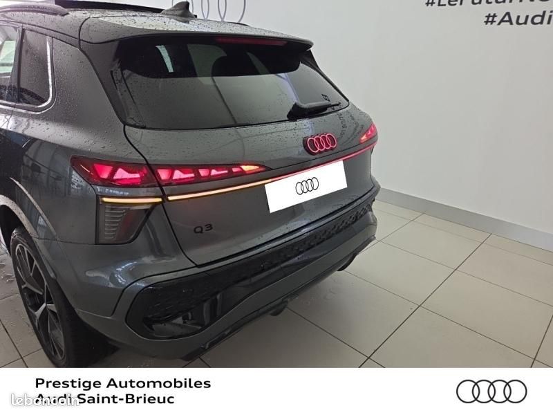 Audi Q3 1.5 e-hybrid 272ch S line S tronic 6 (image 19)