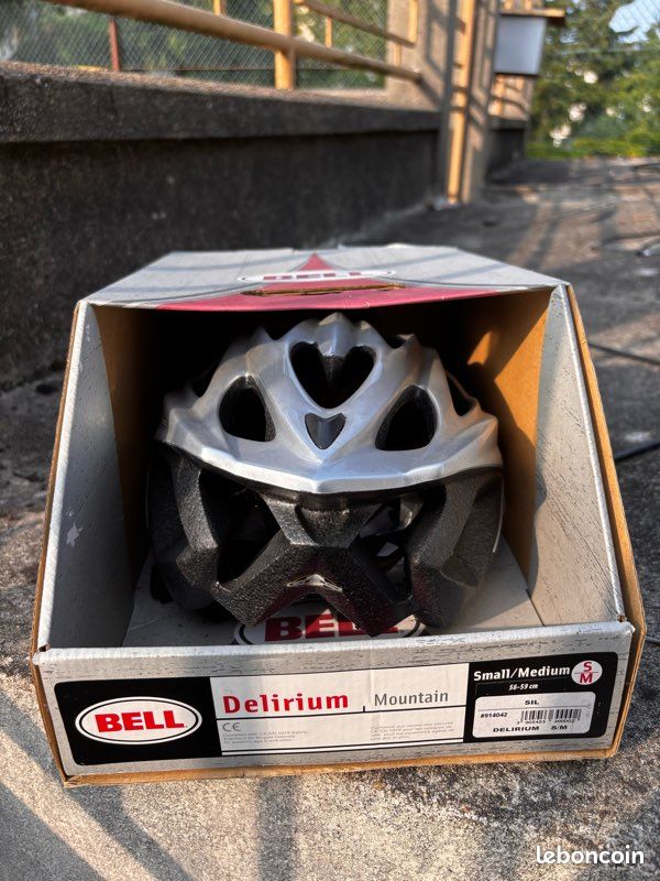 Casque vélo VTT Bell Delirium Équipements vélos