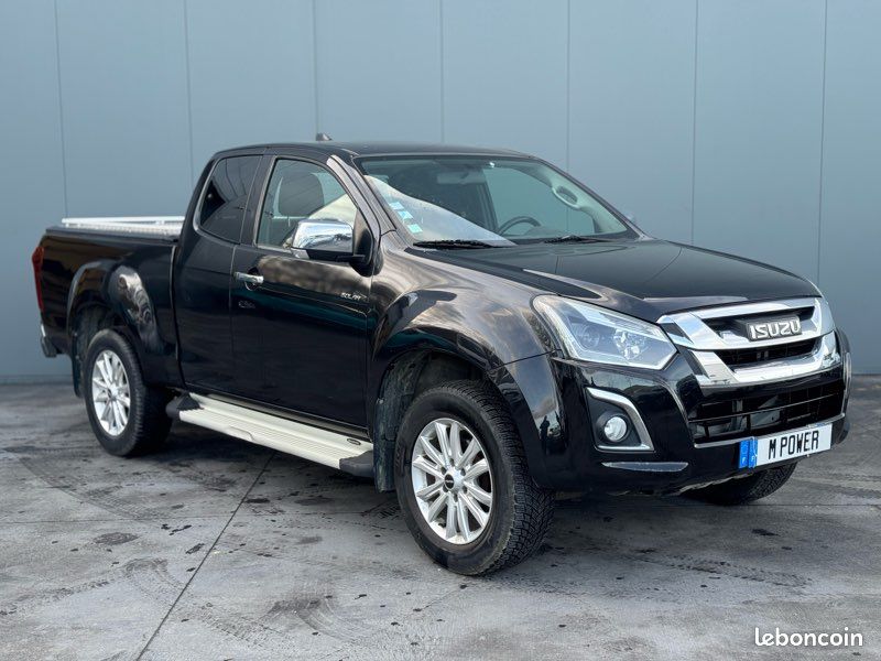 19999 ht isuzu d-max space cabine approfondi 1.9 164 cv 4wd 4x4 pickup solar plus / CTTE / TVA RÉCUPÉRABLE / 4 PLACES (image 2)
