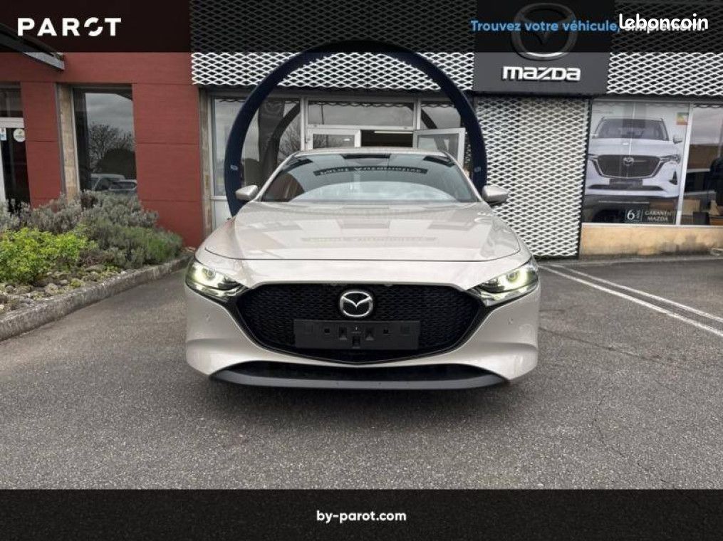 Mazda 3 2024 Berline 2.0L e-SKYACTIV-X M Hybrid 186 ch BVA6 Exclusive-Line (image 16)