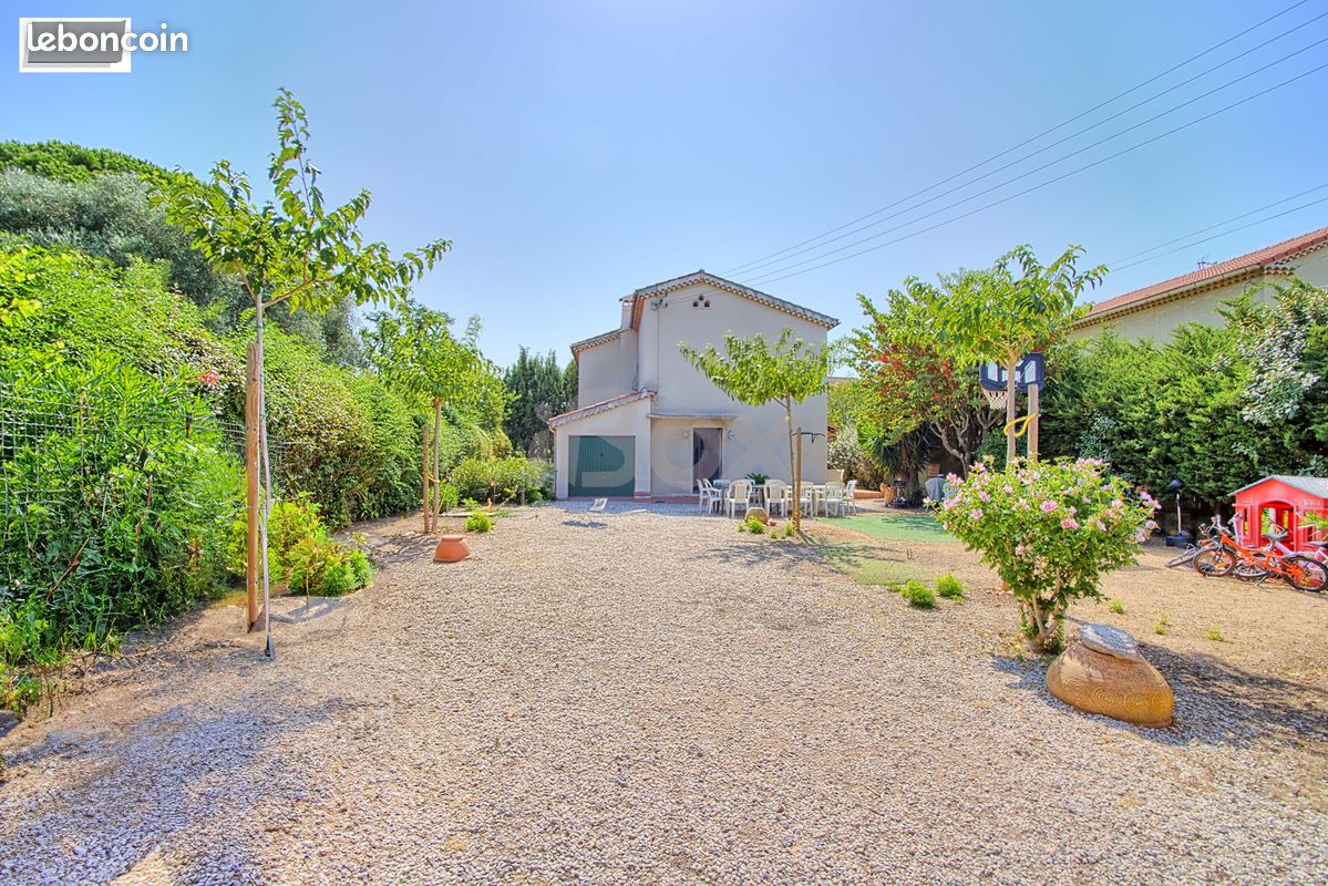 Maison 5 pièces 121 m² · à Toulon · 121 m² · 472 000 €