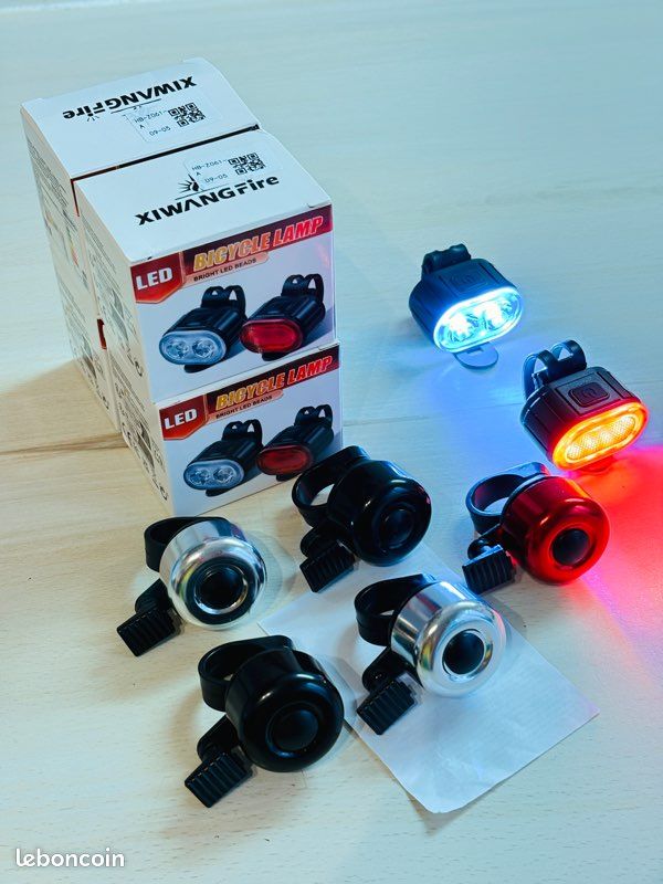 Je vends un lot d’accessoires Neuf pour vélo (image 4)