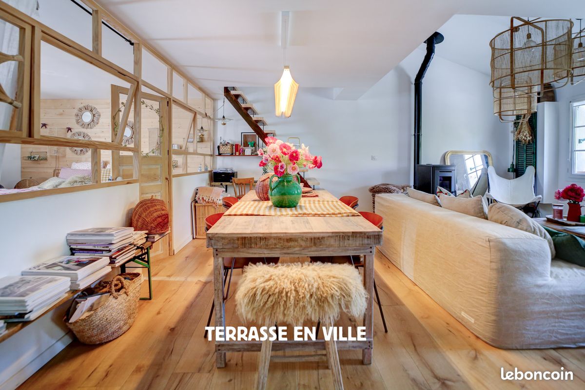 Immeuble 6 pièces 235 m² · à Saint-Cyr-sur-Mer · 235 m² · 1 200 000 €