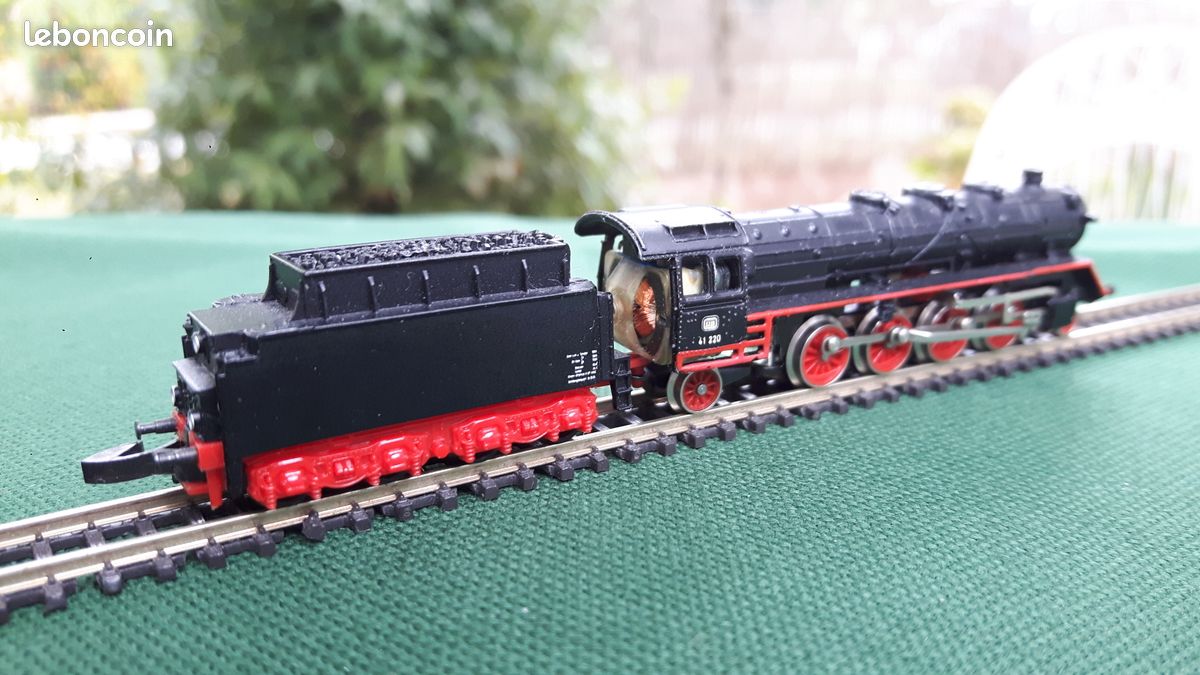 Locomotive Märklin Mini Club 8811 - Échelle Z - Occasion (avec Défaut)
