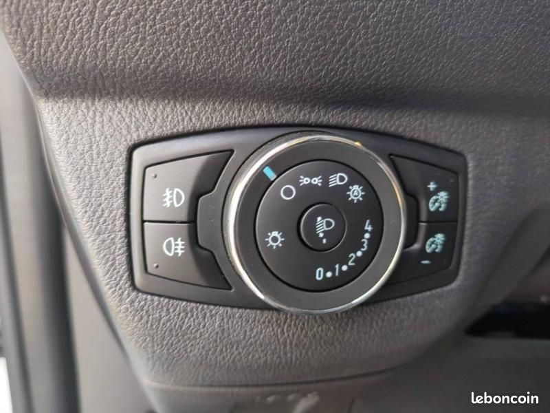 Ford Transit Courier 1.0E 100ch Stop&Start Trend (image 13)