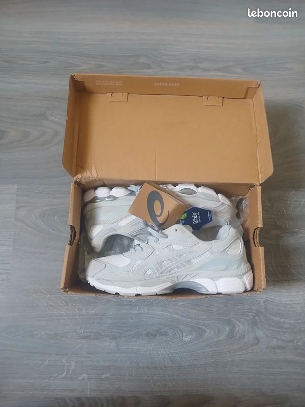 ASICS GelNYC Gris (image 7)