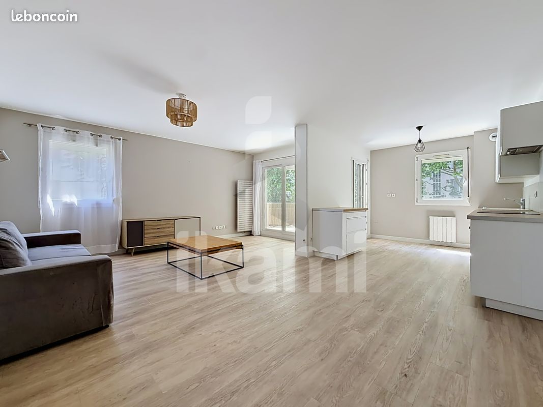 Appartement 3 pièces 71 m² · à Grenoble · 71 m² · 165 000 €