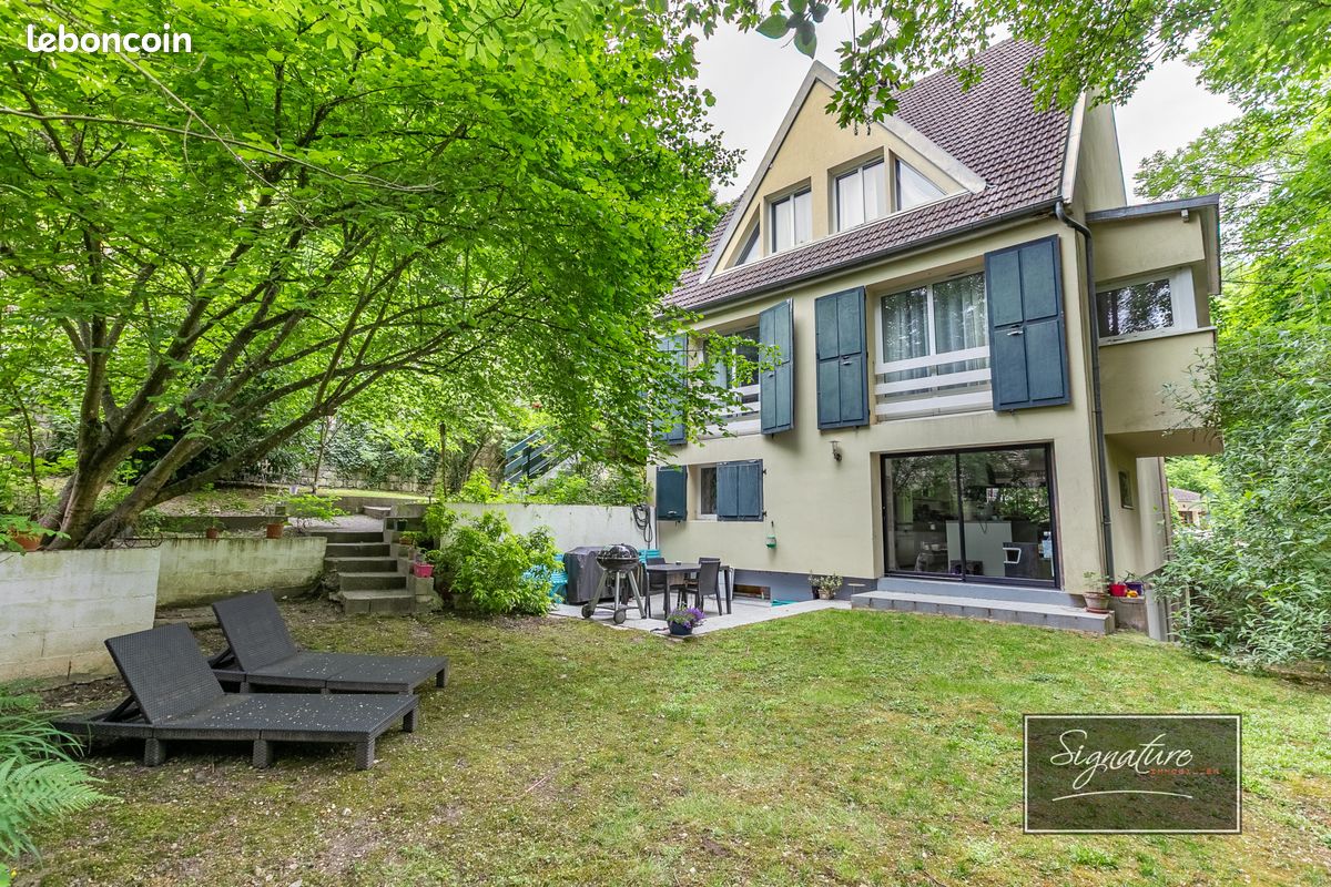 Maison 7 pièces 169 m² · à Chantilly · 169 m² · 2 800 €/mois