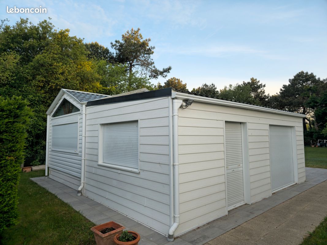 Terrain loisir bord de mer · à Plouhinec · 160 000 €
