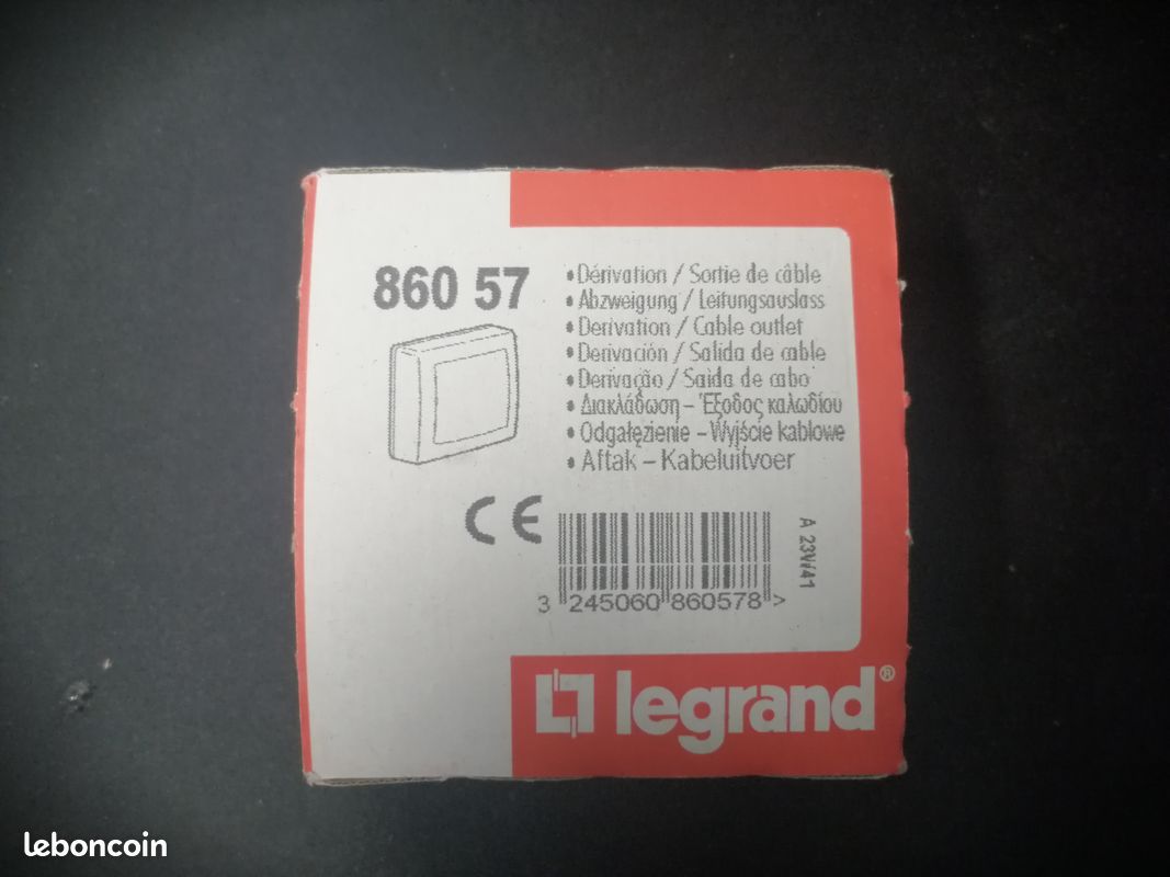 Legrand Oteo - Boîte de dérivation appareillage saillie complet - blanc - Réf: 086057 (image 2)