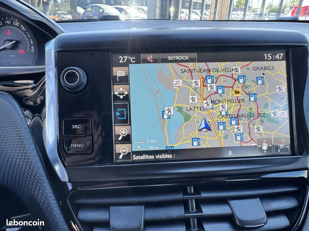 PEUGEOT 2008 1.6 BlueHDi 120 CV Allure GPS / SIEGES CUIR / JANTES ALU (image 10)