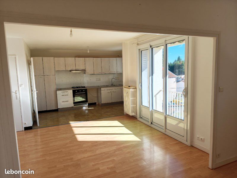 Appartement 3 pièces 80 m² · à Saint-Galmier · 80 m² · 800 €/mois