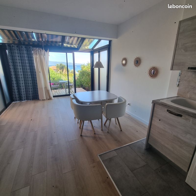 Appartement 1 pièce 45 m² · à Ajaccio · 45 m² · 890 €