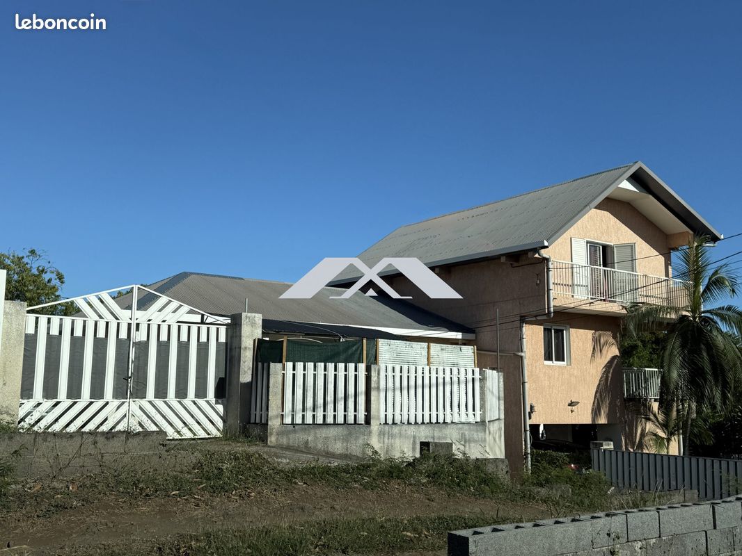 Maison 17 pièces 200 m² · à Saint-Pierre · 200 m² · 488 250 €