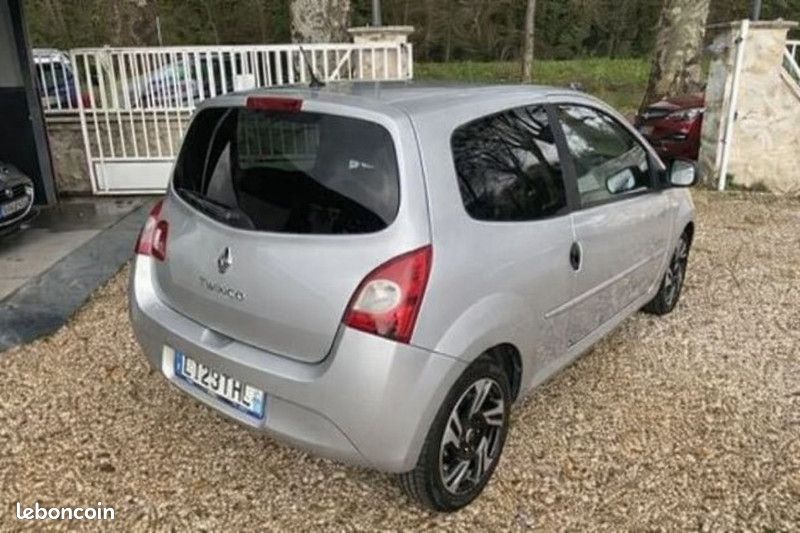 Renault TWINGO II 1.5 DCI 75CH DYNAMIQUE ECO² (image 2)