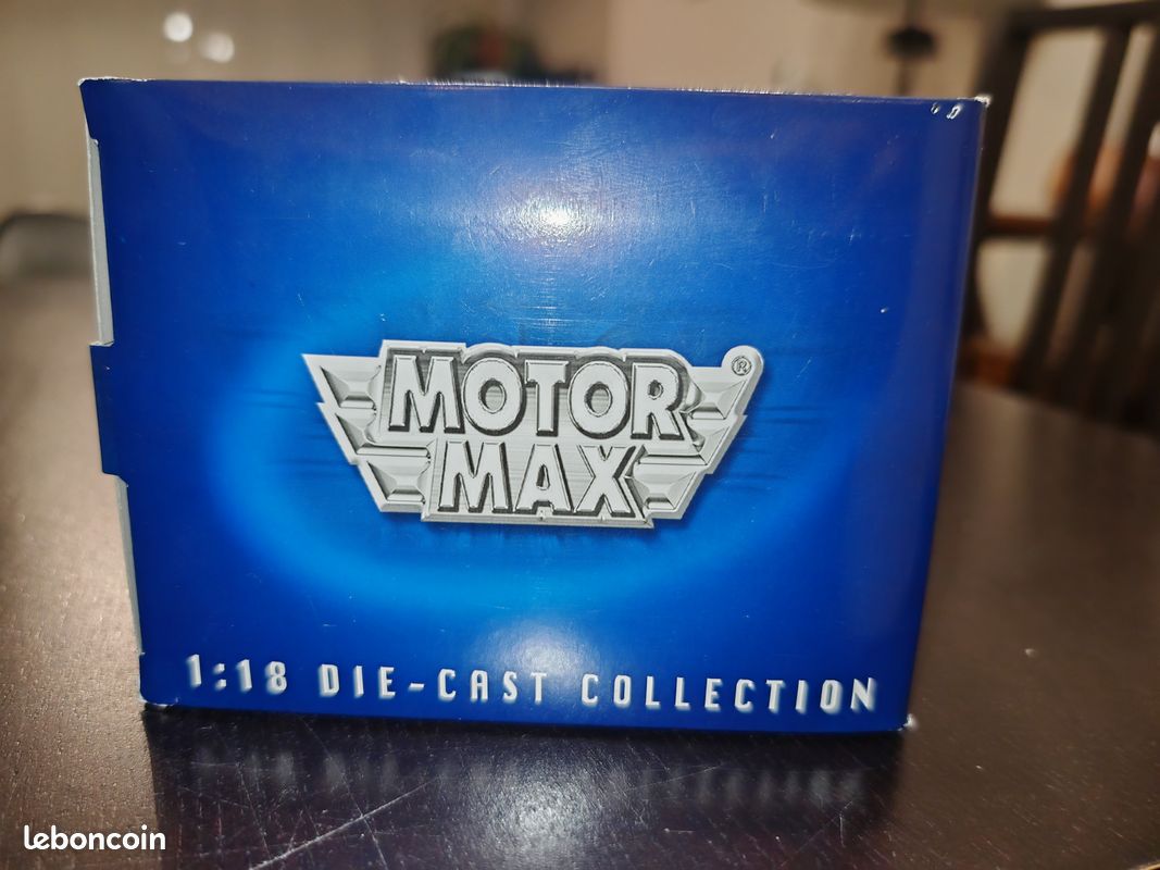 Mini Cooper R50 Bleue 1/18 – Miniature Métal MOTORMAX (occasion)