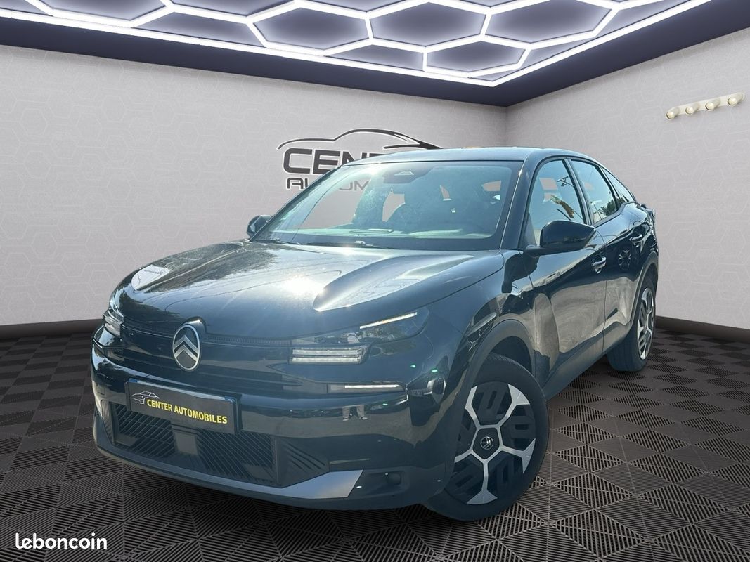 Citroën C4 Berline Plus 130 CV EAT8 Boite AUTO {GARANTIE CITROEN 04/2027 - CARPLAY - CAMERA} (image 1)