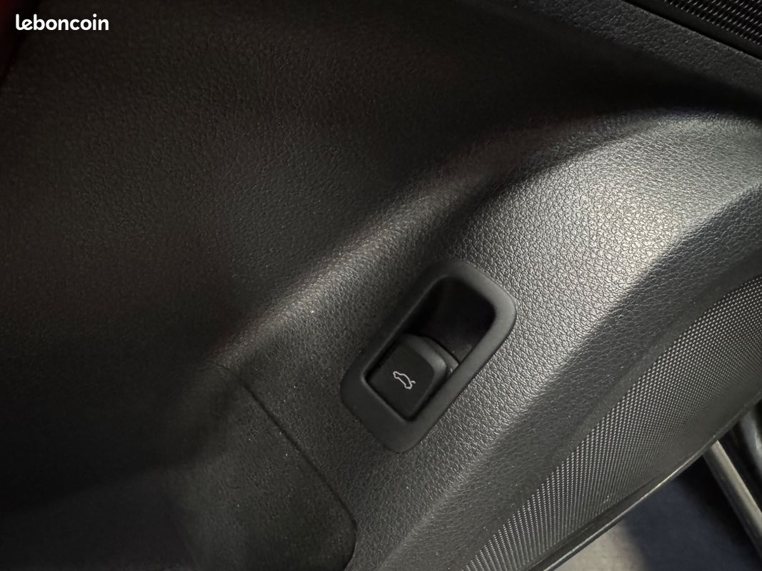 AUDI Q2 30 TFSI 116ch Business line (image 27)