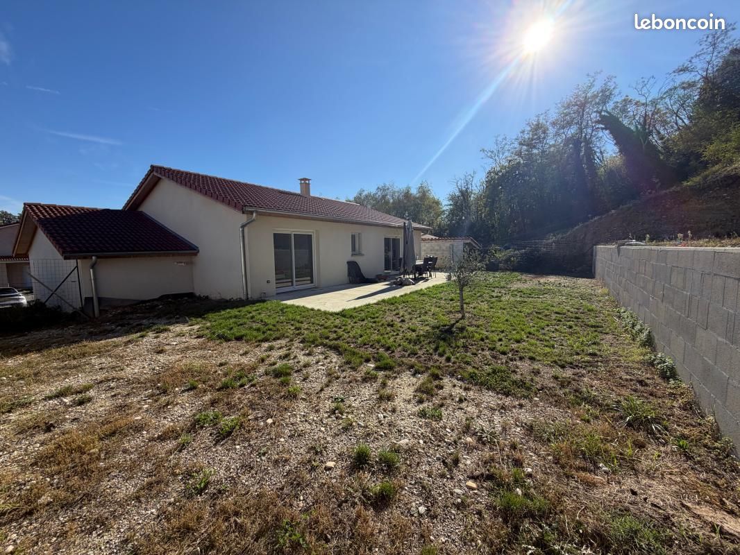 Maison 4 pièces 106 m² · à Pont-de-Chéruy · 106 m² · 319 000 €