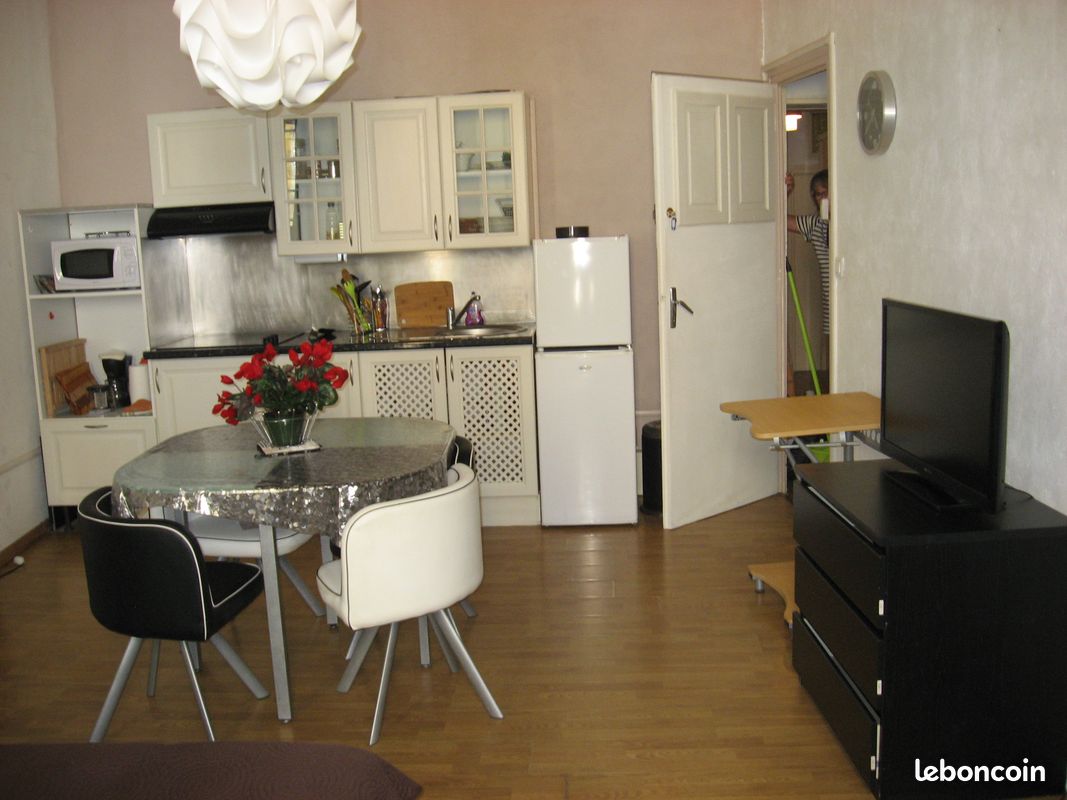 Appartement 1 pièce 25 m² · à Montélimar · 25 m² · 450 €/mois