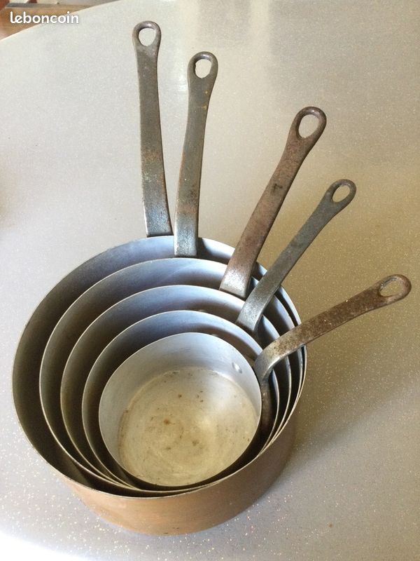 Cocotte Ancienne En Cuivre – Soupière Ovale – Poignée Fonte – Tournus France – Vintage