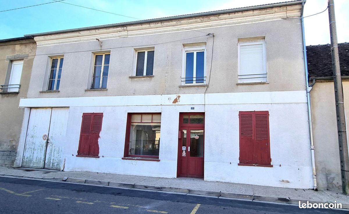 Maison 5 pièces 170 m² · à Châtenay-sur-Seine · 170 m² · 129 000 €