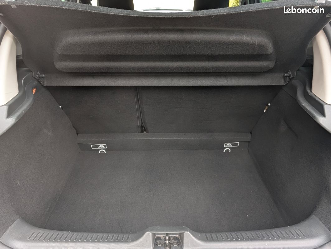 Renault clio iv 0.9 tce 90 ch intens 5 portes gps / camera / 1ere main (image 10)