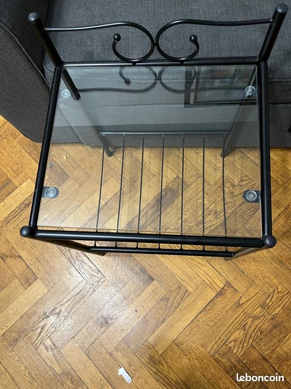 Table de chevet fer noir et verre (image 2)