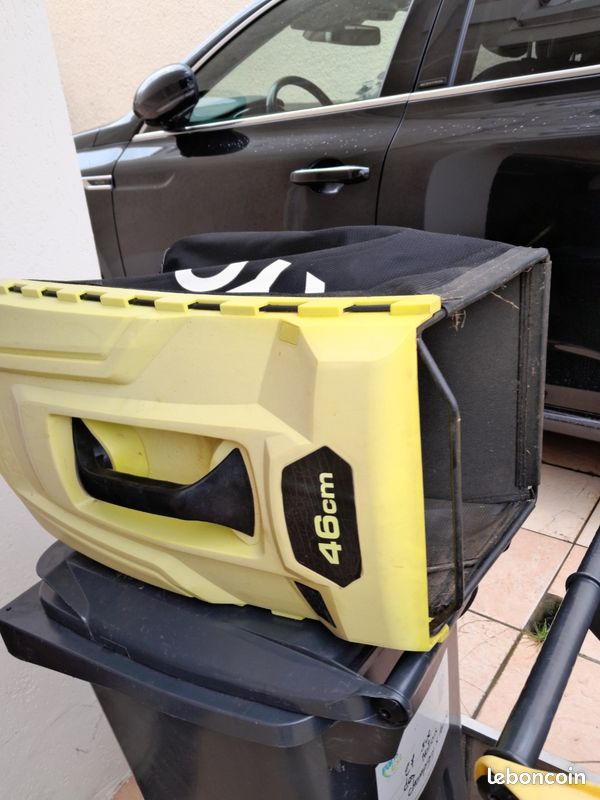 Lots de 2 batteries de tondeuse avec chargeur et la tondeuse (image 4)