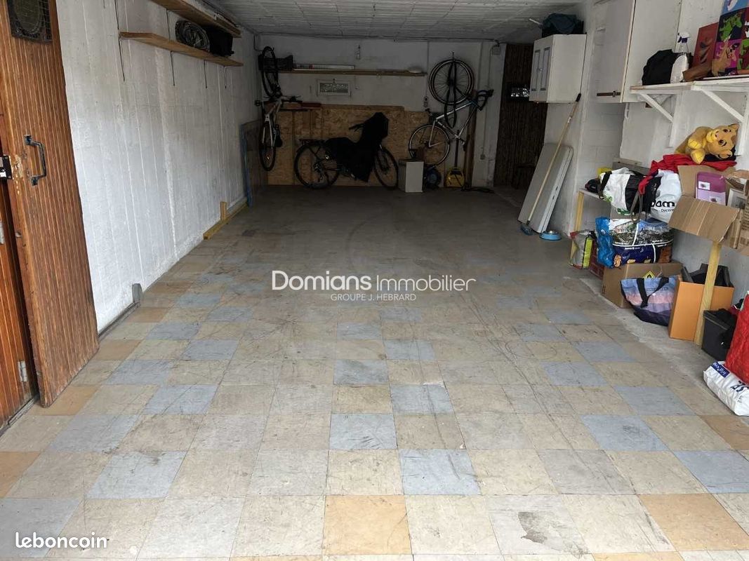 Parking 50 m² · à Saint-Cyprien · 50 m² · 65 000 €