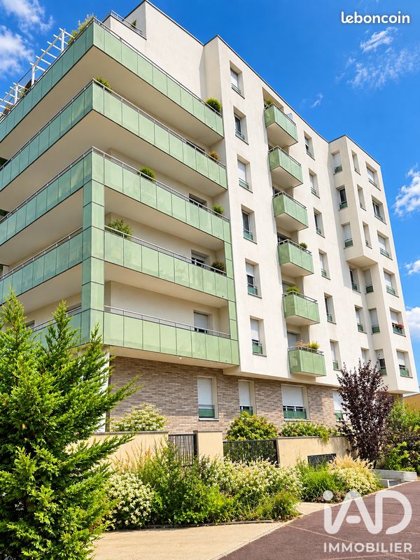 Appartement 2 pièces 47 m² · à Champigny-sur-Marne · 47 m² · 168 000 €