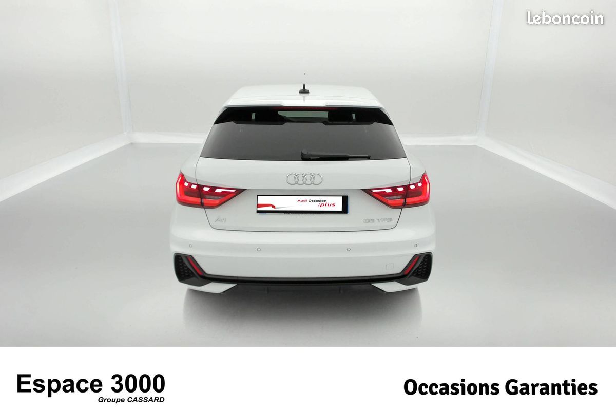 AUDI A1 Sportback 35 TFSI 150 ch S tronic 7 S Line (image 4)