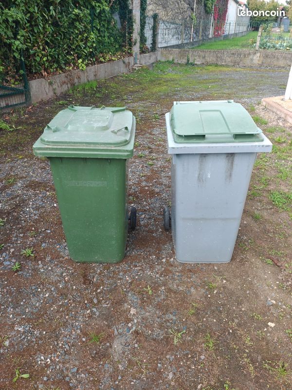 2 grandes Poubelles 240 litres 240l (image 1)