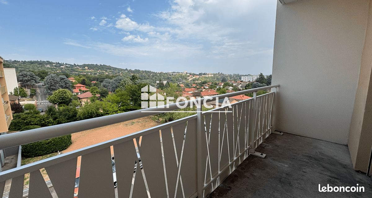 Appartement 1 pièce 27 m² · à Oullins-Pierre-Bénite · 27 m² · 585 €/mois