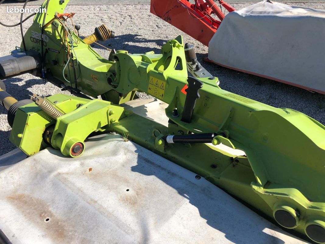 Claas CORTO 3200 CONTOUR FAUCHEUSE (image 5)