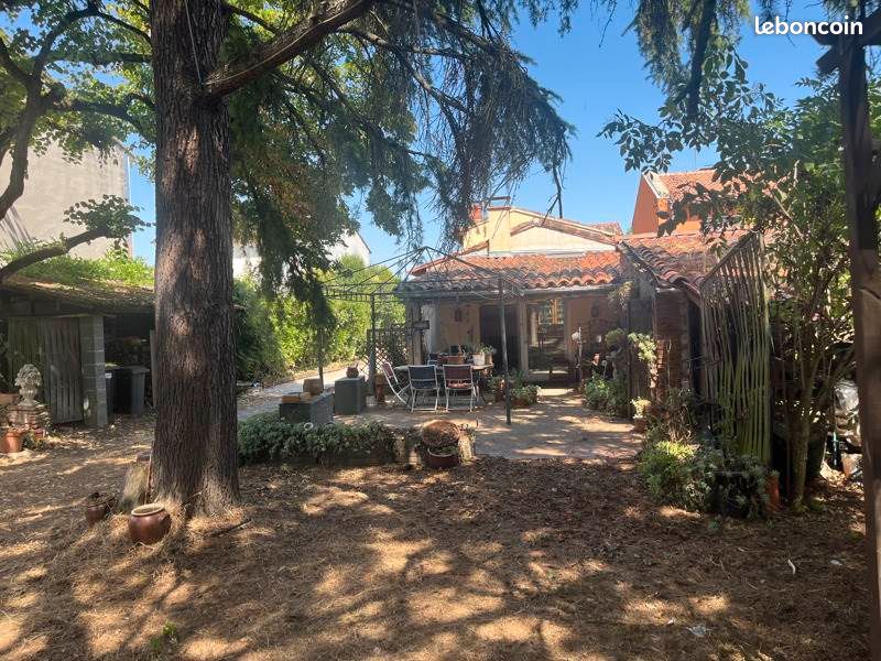 Maison 9 pièces 187 m² · à Cugnaux · 187 m² · 399 000 €