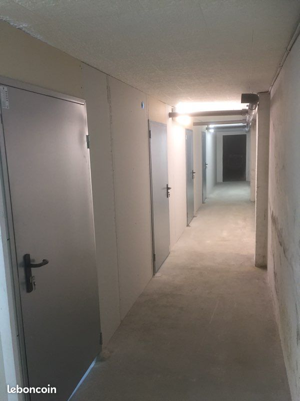Location box pour garde meuble (image 1)