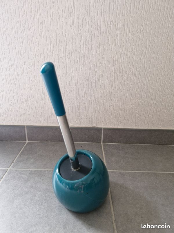 Brosse toilette (image 1)