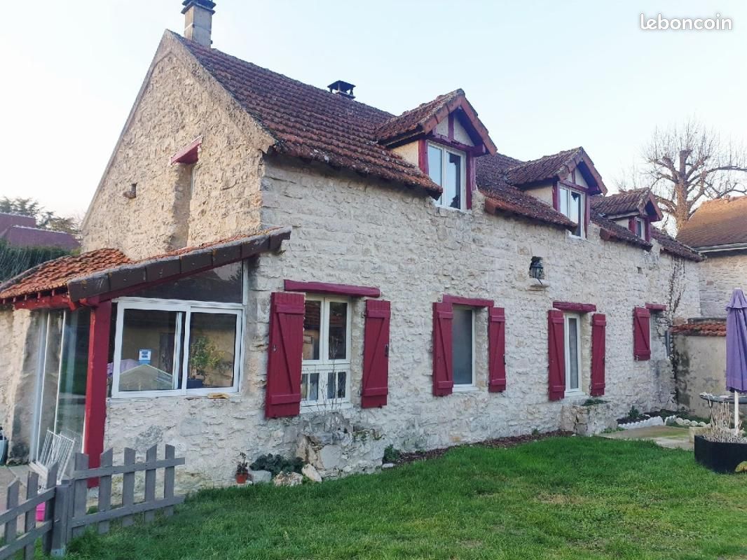 Maison 5 pièces 130 m² · à D'Huison-Longueville · 130 m² · 378 000 €