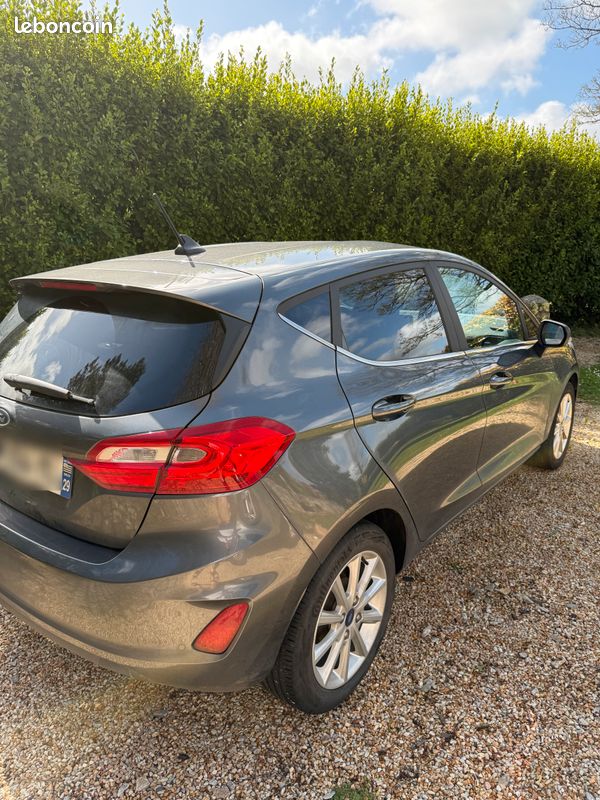 Ford fiesta 6 VI titanium 95ch 2019 (image 2)