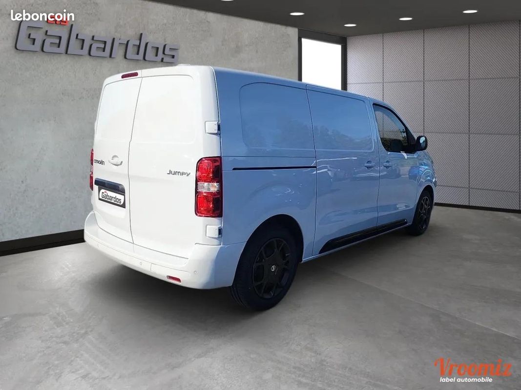 Citroen Jumpy HDI 150 BOITE AUTO - M CABINE 3 PLACES 10 kms + BOIS (image 11)