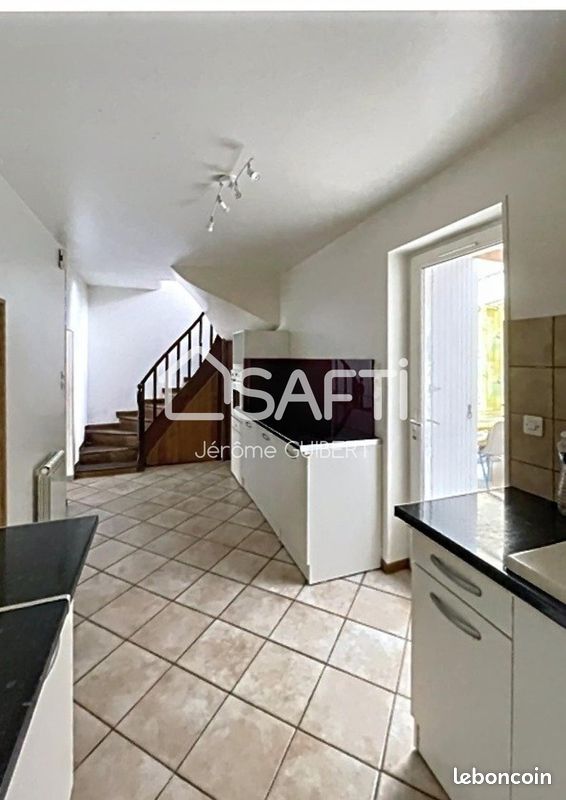 Maison 10 pièces 308 m² - Cirières 79140 (image principale 14)