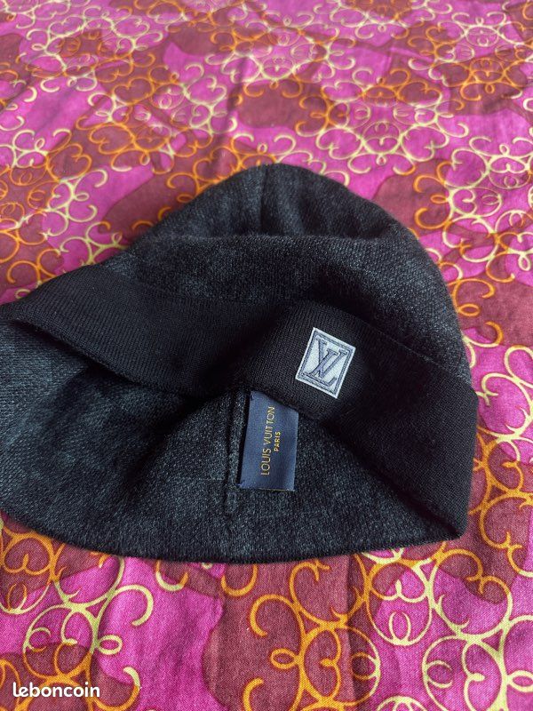 Bonnet LV (image 1)