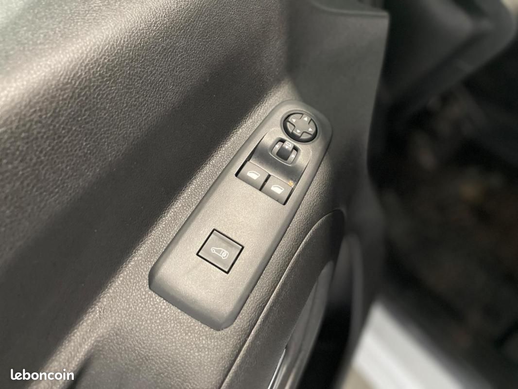 Citroën Berlingo VAN M 650KG BLUEHDI 100 S&S BVM6 (image 33)