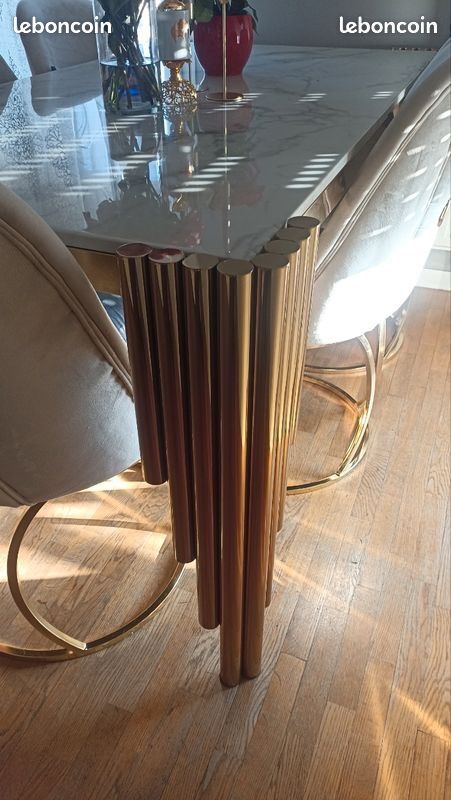 Table à manger moderne (image 3)